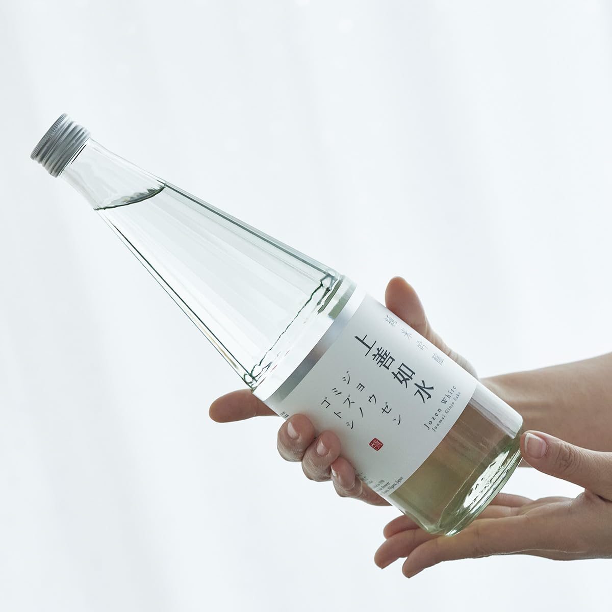 Amazon.co.jp: 白瀧酒造 上善如水 純米吟醸 180ml : 食品・飲料・お酒